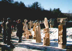 Skulptur ganz rechts von Holger Baer