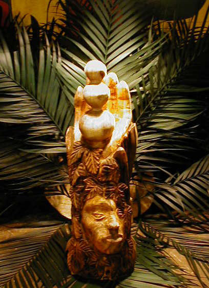 Balance - Eine Skulptur aus Mensch und Natur von Holger B�r