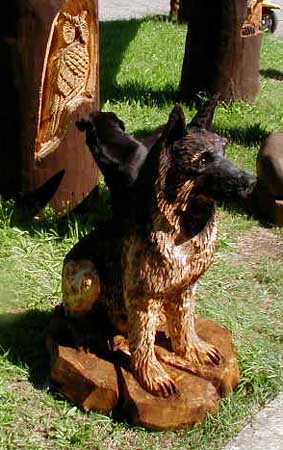 Sch�ferhund Holz Skulptur