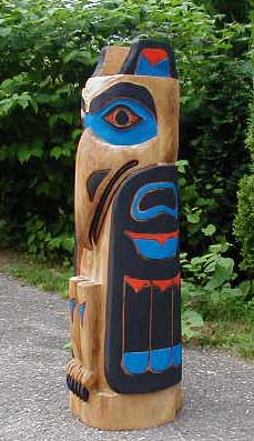 Totempole Raven